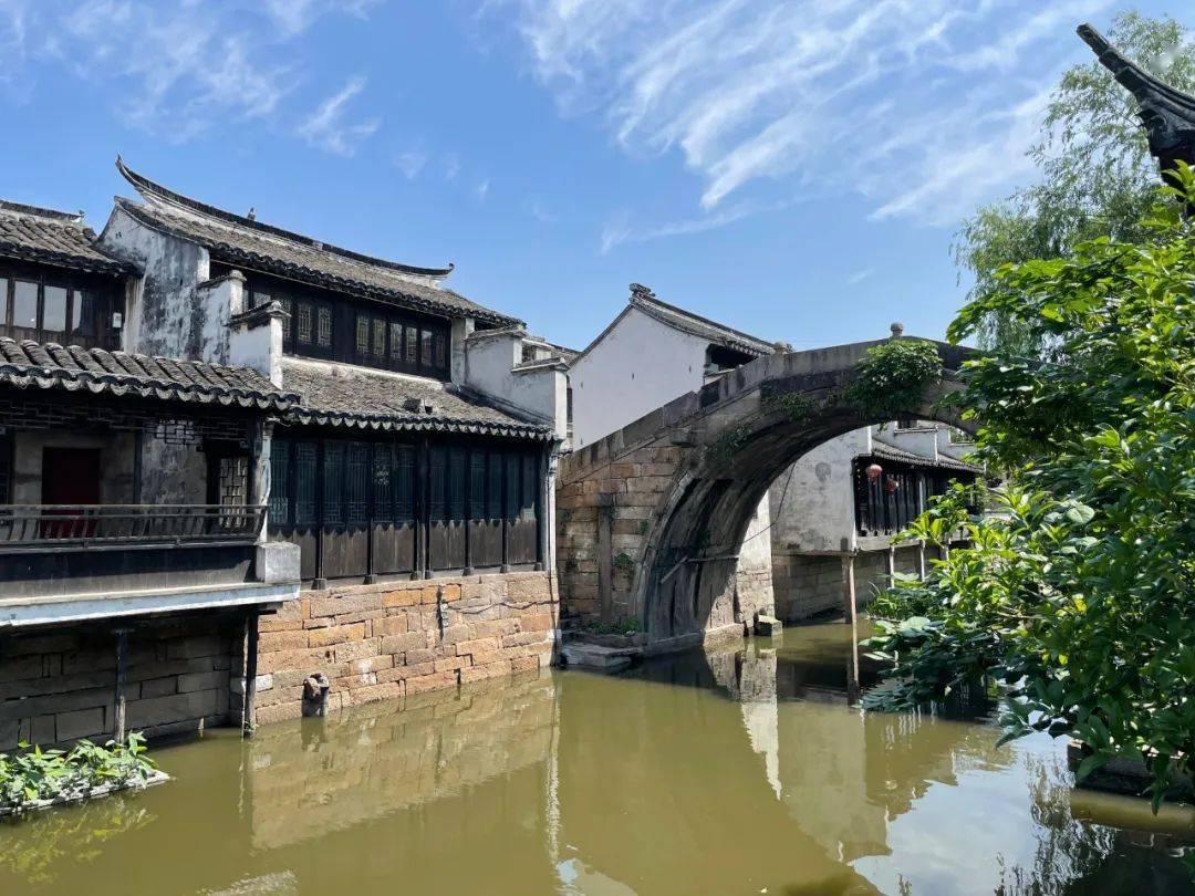 开门纳谏聚合力 畅通监督优服务——洞口县税务局召开第三届特约监督员座谈会